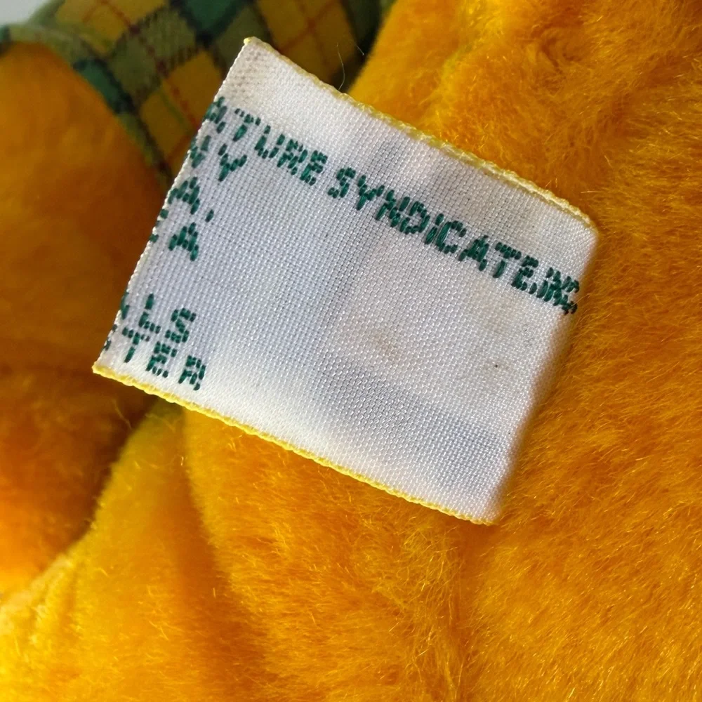 VTG 1981‎ Dakin Stuffed Plush Garfield Cat - Born to Party NO Lampshade